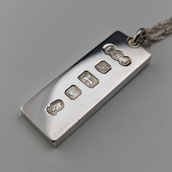 1977 British vintage sterling silver ingot pendant, 1 troy ounce, with sterling silver chain
